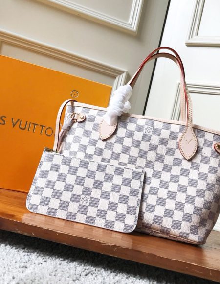 Louis Vuitton Neverfull PM