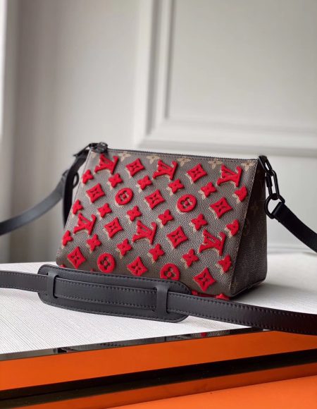 LOUIS VUITTON Virgil