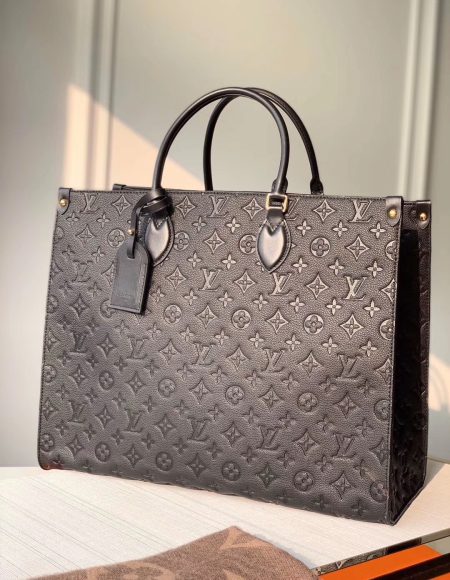 Louis Vuitton ONTHEGO
