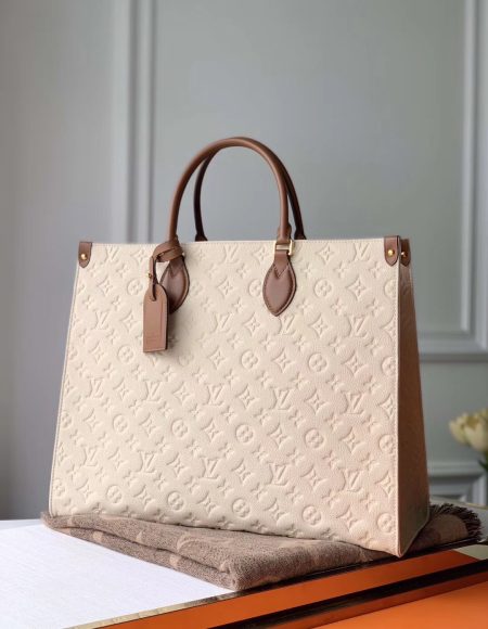 Louis Vuitton ONTHEGO