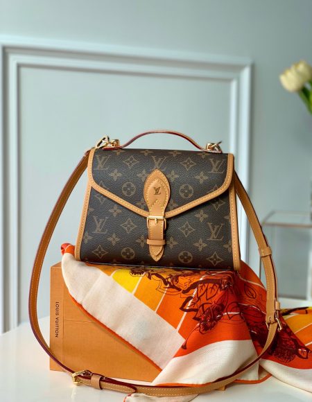 LOUIS VUITTON IVY