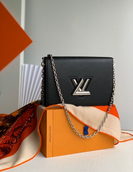 LOUIS VUITTON Twist