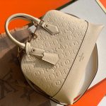 LOUIS VUITTON Alma