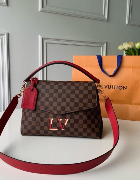 Louis Vuitton BEAUBOURG