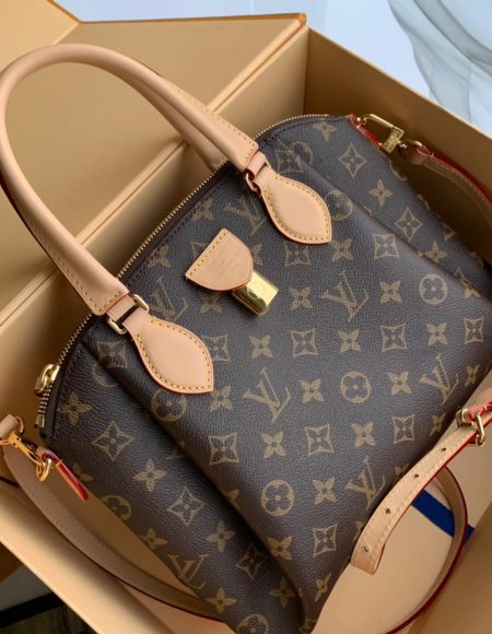 Louis Vuitton RIVOLI BB