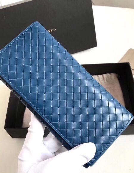 Bottega Veneta wallet