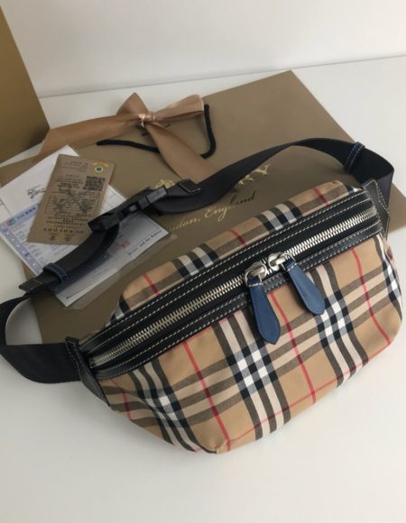 Burberry Pocket
