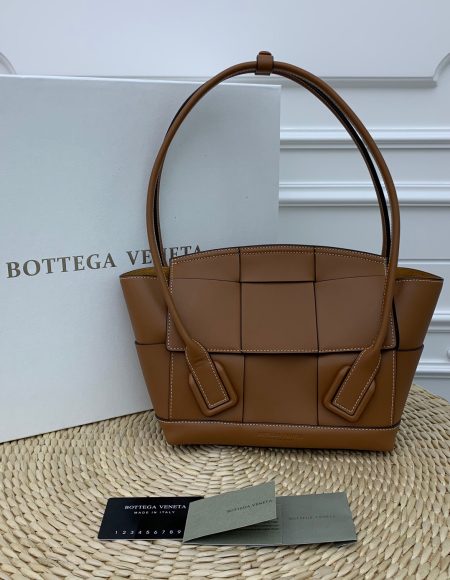 BOTTEGA VENETA Handbag