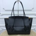 BOTTEGA VENETA Handbag