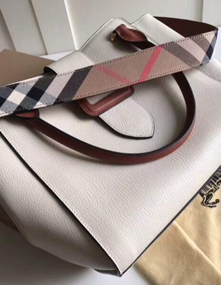 Burberry shoulder bag