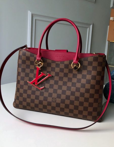 Louis Vuitton RIVERSIDE