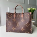 Louis Vuitton ONTHEGO