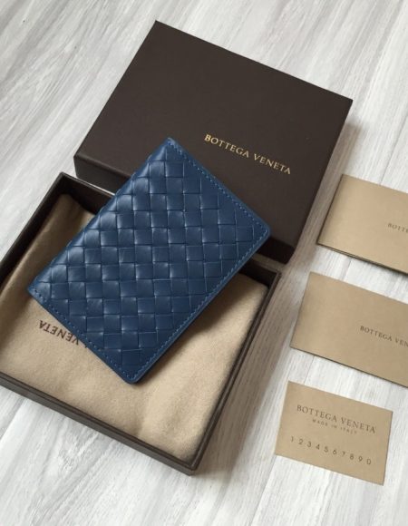 Bottega Veneta wallet