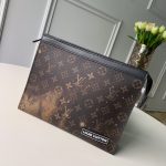 LOUIS VUITTON POCHETTE VOYAGE