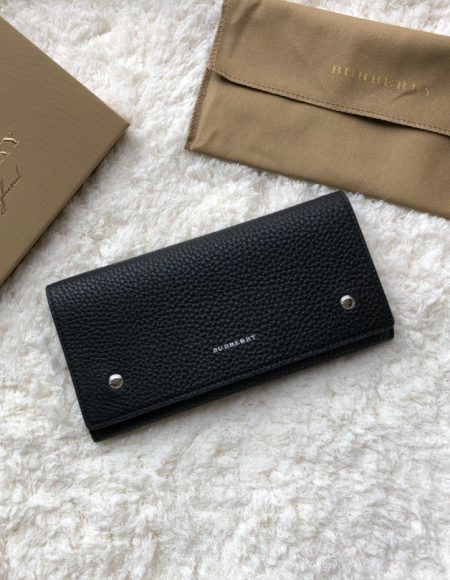 Burberry wallet