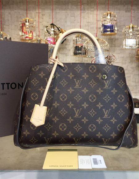 LOUIS VUITTON MONTAIGNE