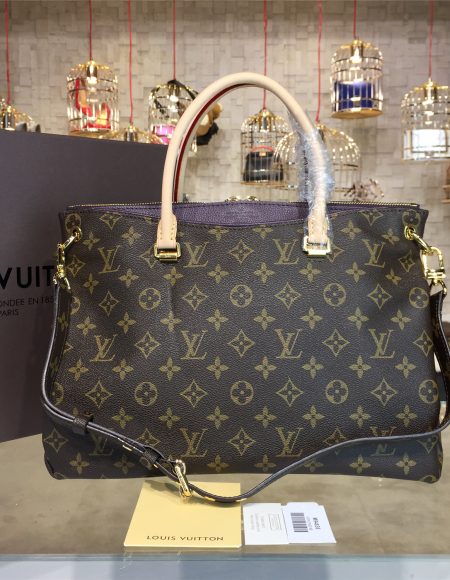 Louis Vuitton PALLAS