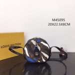 LOUIS VUITTON Boite Chapeau Souple