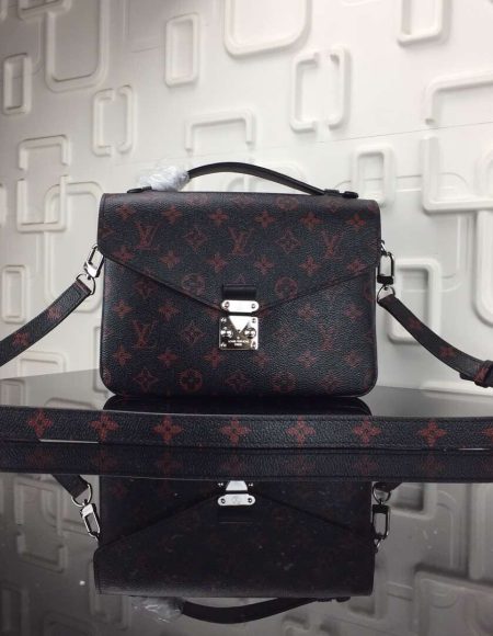 Louis Vuitton POCHETTE METIS