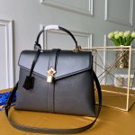 Louis Vuitton Rose Des Vents