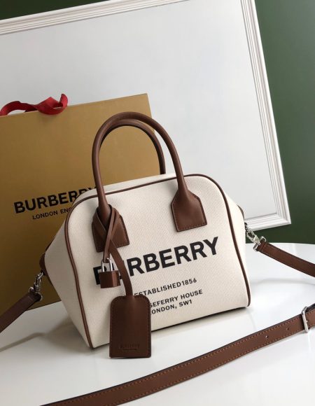 Burberry Cube