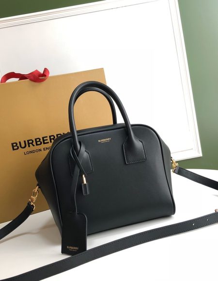 Burberry Cube