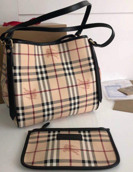 Burberry Shopping bag