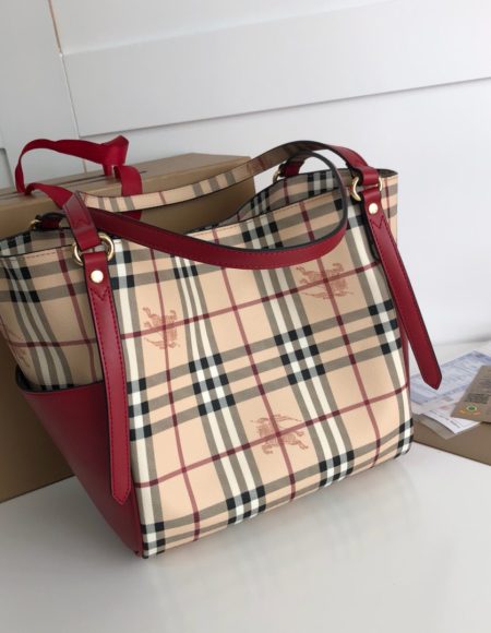 Burberry Shopping bag