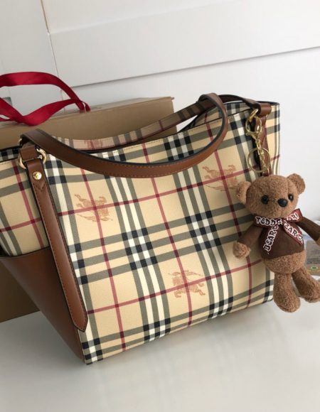 Burberry Shopping bag