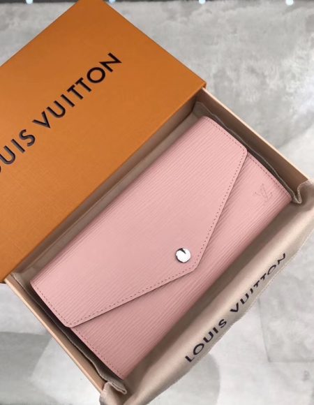 LOUIS VUITTON Sarah Wallet