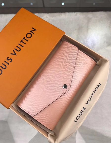 LOUIS VUITTON Sarah Wallet