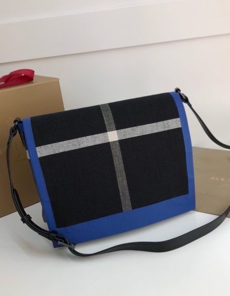 Burberry shoulder bag