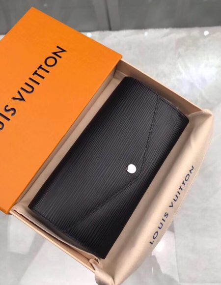 LOUIS VUITTON Sarah Wallet