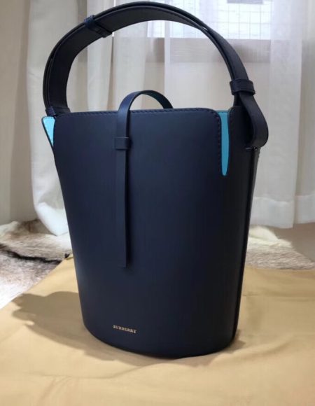 Burberry Bucket bag