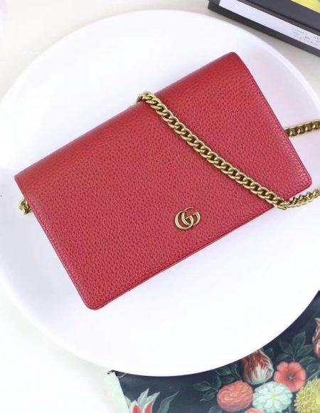 Gucci Chain Wallet