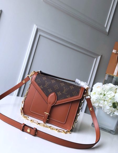 LOUIS VUITTON Metis Bag