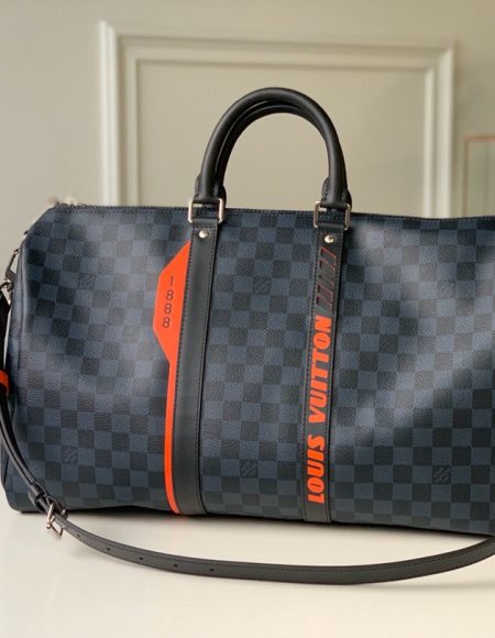LOUIS VUITTON Keepall 45
