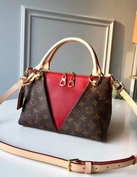 LOUIS VUITTON Tote BB
