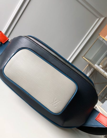 LOUIS VUITTON Bumbag Pocket
