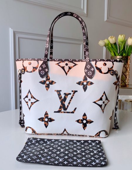 Louis Vuitton Neverfull