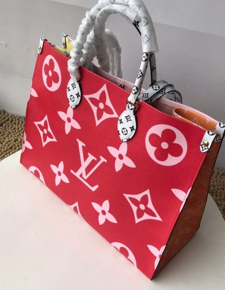 Louis Vuitton ONTHEGO