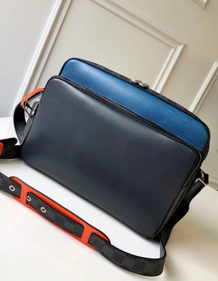 LOUIS VUITTON Nil Slim