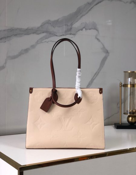 Louis Vuitton ONTHEGO