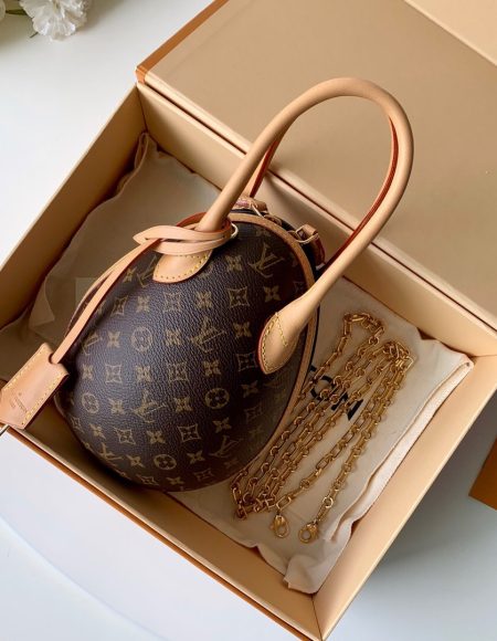 LOUIS VUITTON EGG