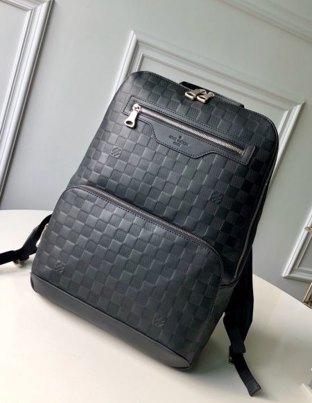 LOUIS VUITTON Avenue Backpack