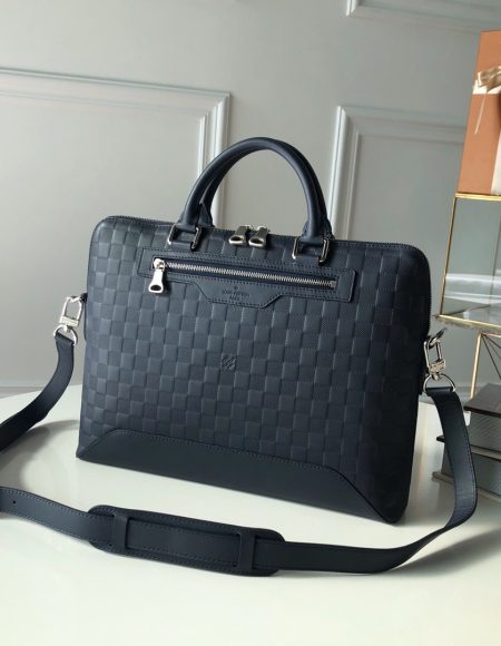 LOUIS VUITTON Avenue Soft Briefcase