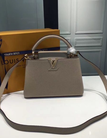 LOUIS VUITTON CAPUCINES