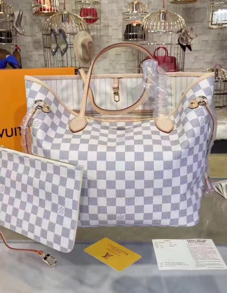 Louis Vuitton Neverfull MM