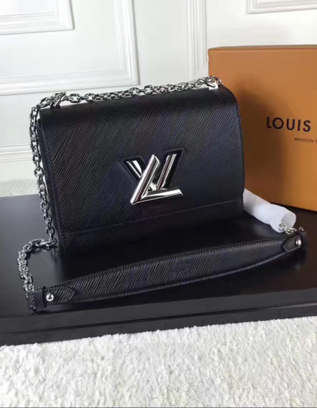 Louis Vuitton TWIST
