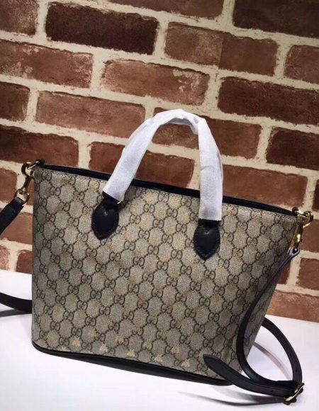 Gucci GG Supreme bees tote